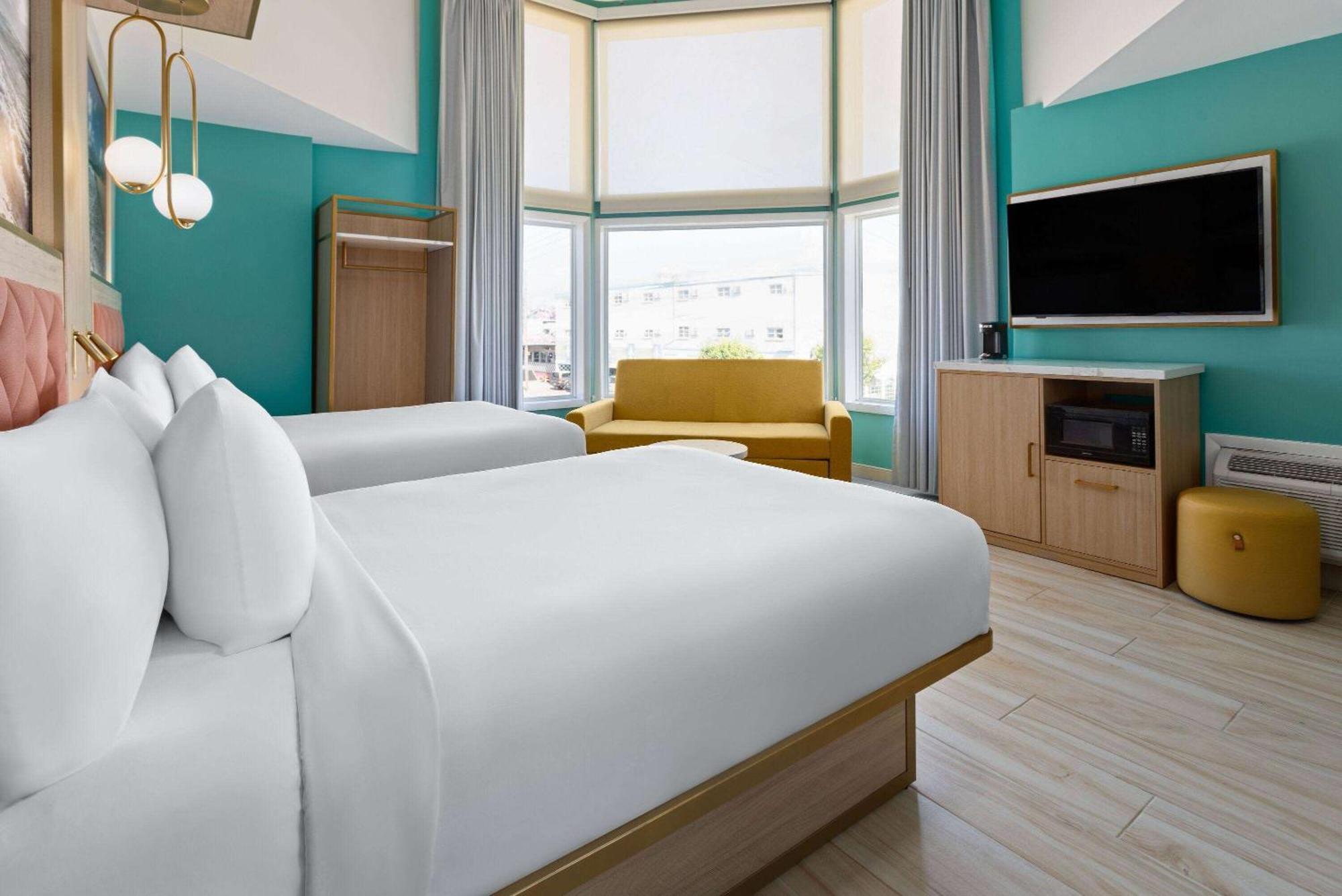 The Vibes Hotel, Trademark Collection By Wyndham Вілдвуд Екстер'єр фото