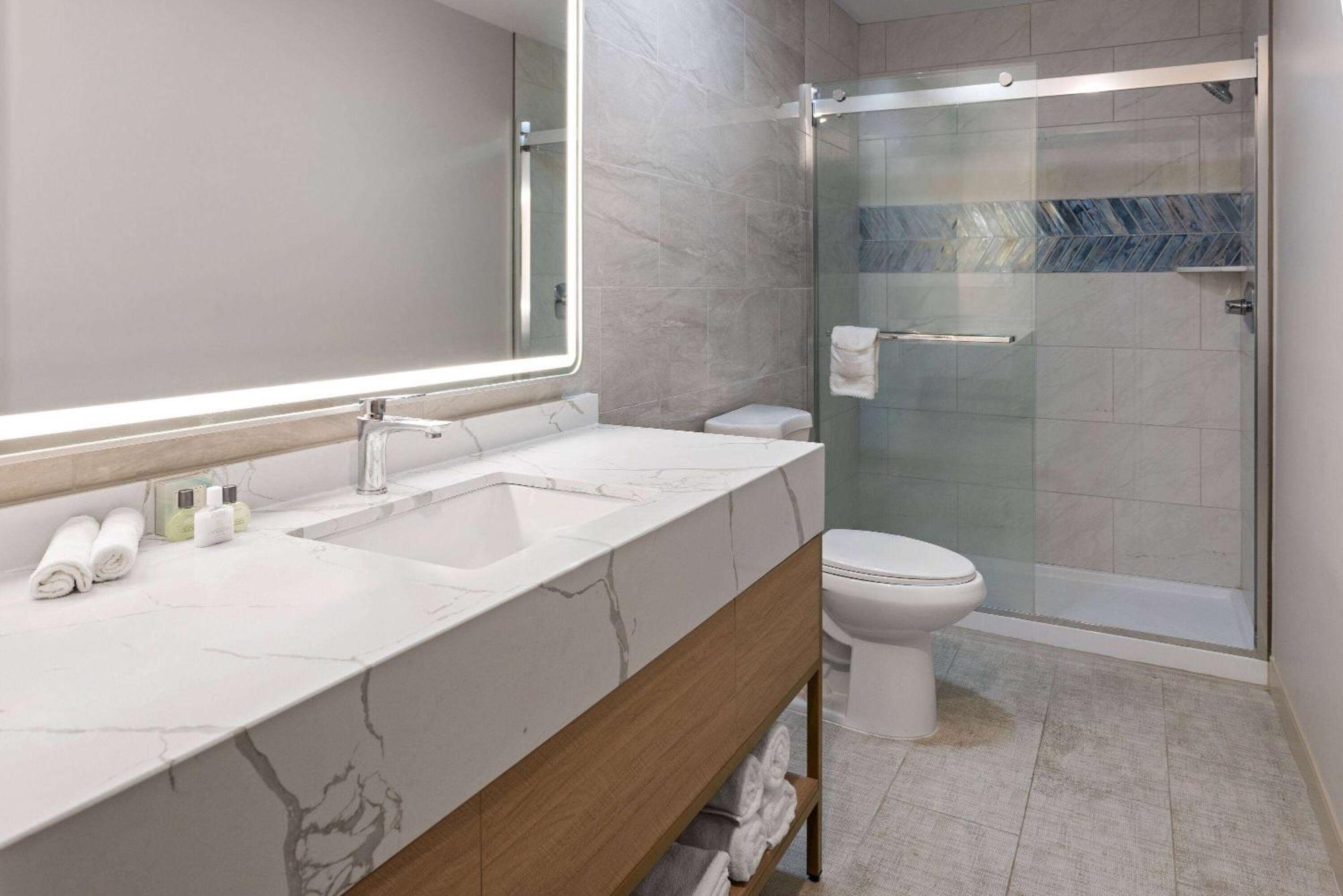 The Vibes Hotel, Trademark Collection By Wyndham Вілдвуд Екстер'єр фото